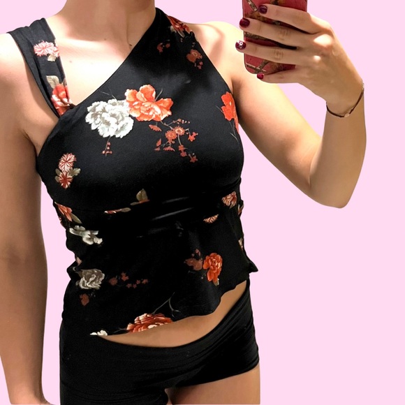 Vintage Asymmetric Top - Picture 3 of 5
